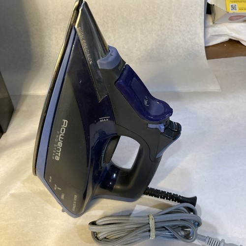 Rowenta pro steam corded - corded, iron