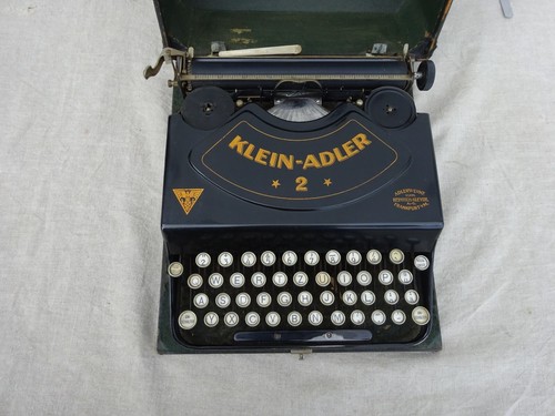 Schreibmaschine