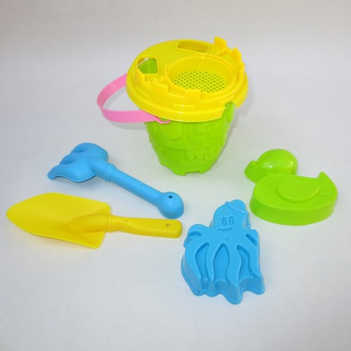 Sandspielzeug eimer schaufel - eimer,