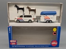 Modellautos 1:55 Siku 2310 Volkswagen VW PKW + Pferdeanhänger mit 2 Pferden OVP