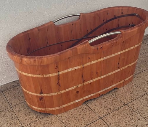 Edle badewanne aus - badewanne, zedernholz