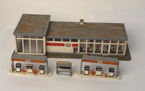 Kibri 8252 esso service - 8252,
