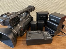 Canon XF105 HD Camcorder Set – professionelles Komplettpaket