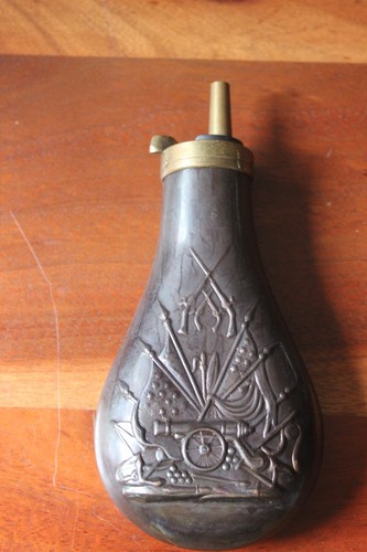 Antike pulverflasche kupfer - pulverflasche,