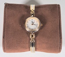 Damenarmbanduhr, GM, Schweiz