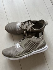 Neue beige Puma Ignite Sneaker