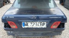 371579 heckklappe für MERCEDES CLASE E (W210) BERLINA DIESEL 300 1997
