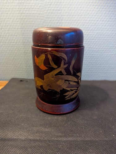 Selten dose mit tee - selten,