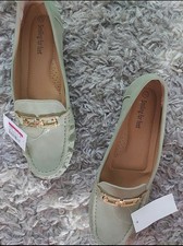 NEU mit Etikett! Mokassins, Salbeigrün, bequemes Fussbett, Größe 43