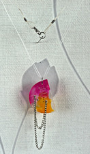 Selbstgemachter Modeschmuck, Kette mit Epoxidharzanhänger