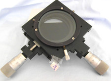 KREUZ - MESSTISCH?; Glas 10 x10cm; manuell; XY Messtisch (210)