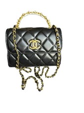 Chanel VIP Free Gift Makeup Crossbody Umhängetasche Logo Pearl Hard Handle