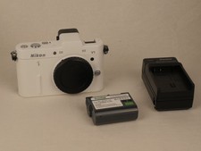 Nikon 1 V1 10.1MP Mirrorless