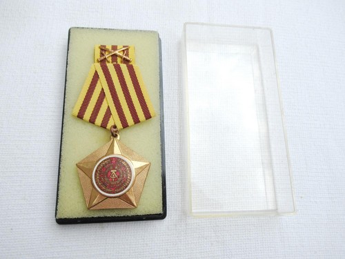Ddr kampforden für verdienste - ddr,