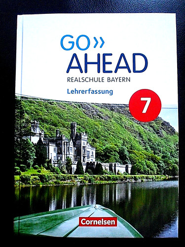 Ahead schulbuch - ,