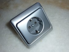 BUSCH JAEGER ALPHA NEA Titan