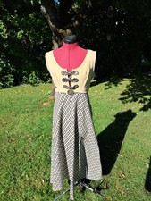 Trachtenkleid ANNO DOMINI: Ledermieder mit Leinenrock Gr. 36. 