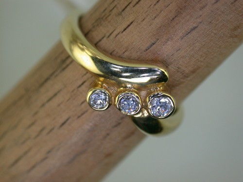333 gelbgoldring mit zirkonia - 333,