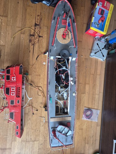 Feuerlöschboot düsseldorf - feuerlöschboot,