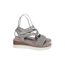 Easy Street, Sandalen