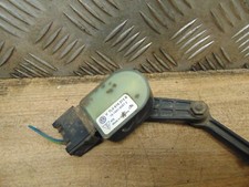 VW Touareg 7L Höhensensor LWR Leuchtweitenreguierung vorne Sensor 7L0616213B