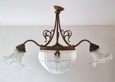 Tolle Gründerzeit Deckenlampe aus Bronze mit 3 Milchglas Schirmen um 1890/1900