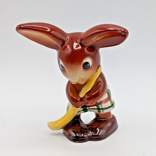 Goebel hockey sporting bunny - hockey,