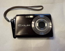 Casio EXILIM  Digitalkamera Kompakt Kamera | 7,2 MP 3x Optical Zoom