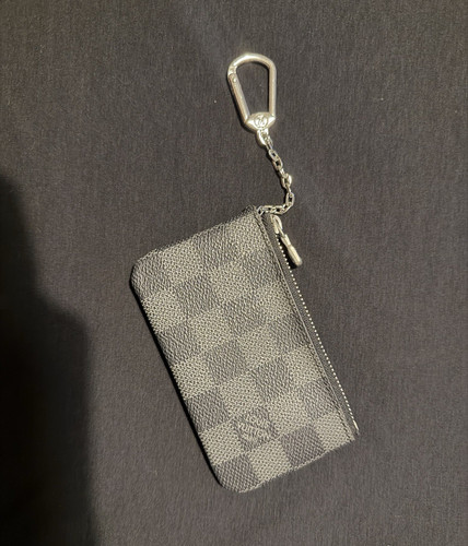 Louis vuitton - louis,