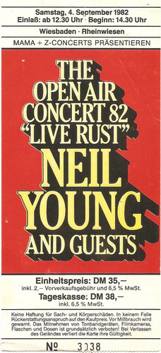 Neil young live - live, tour