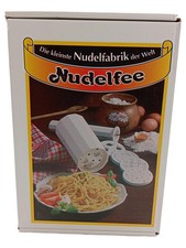 Börner Nudelfee Manuelle Nudelmaschine Weiß mit 7 Scheiben für Spätzle Spaghetti