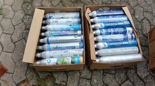 SodaStream leere CO2-Zylinder von verschiedenen Abfüllbetrieben 