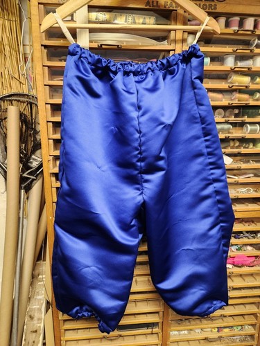 Königsblaue herzogin satin - kÖnigsblaue,