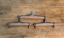 Krippenzubehör Hochwertiges Ochsengeschirr Holz mit Eisenbeschlägen 21 x 8 cm