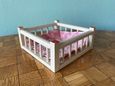 Laufstall große Puppenstube