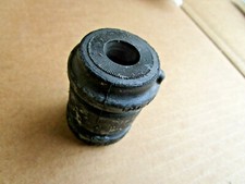 Opel Kadett E Dämpfungsbuchse Querlenker vorne unten Stütze NEU orig. 90193117