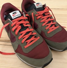 NIKE Internationalist / Vortex