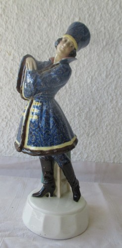 Goldscheider russische tracht - ,