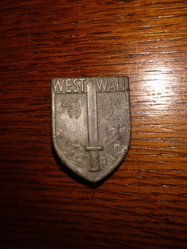 Westwall 215 div abzeichen - 215, div.