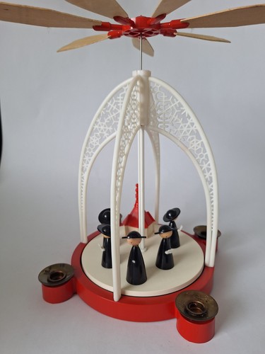 Ddr figuren karussell - ddr,