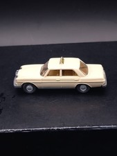 WIKING 1:87 MERCEDES 200 TAXI