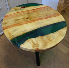 Designechtholz-Tisch mit