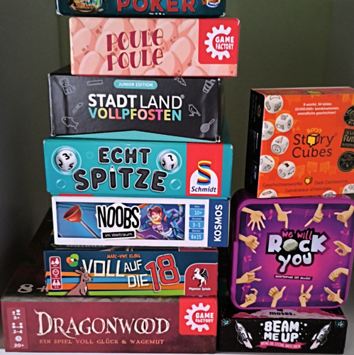 Konvolut gesellschaftsspiele - konvolut,