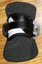 Yeti kiteboard pads - yeti, straps