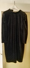 Nicki Kleid Schwarz.mit