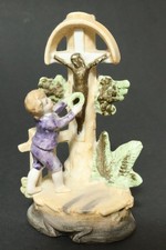 Alte Rokoko Nippesfigur Nippes Figur Porzellanfigur Vase Kinderfigur Väschen 11c