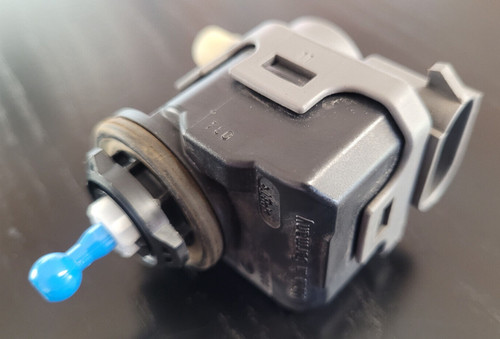 Stellmotor - ,