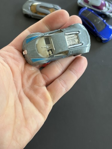 Hot wheels bugatti veyron 4 - wheels,