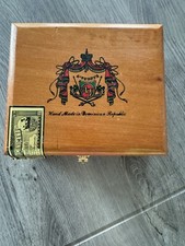 Zigarrendose Corona Maduro - leer  - guter Zustand - Zigarrenkiste