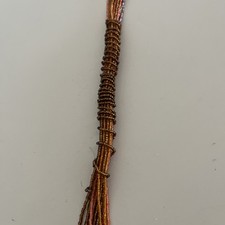 Tischdeko, aus kleinen Perlen